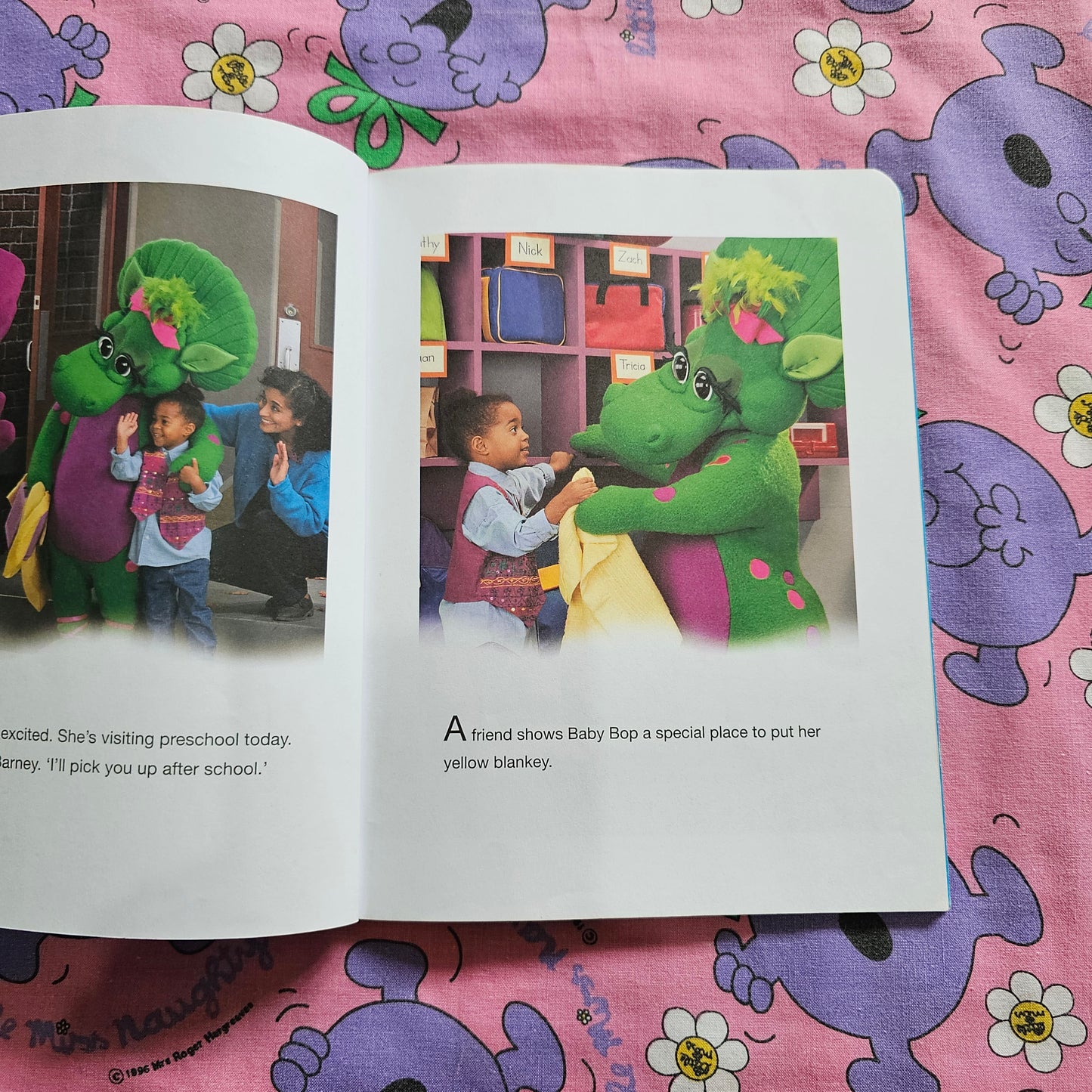 Barney: Let's Go to School (2005)