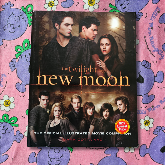 The Twilight Saga: New Moon Official Illustrated Movie Companion (2009)