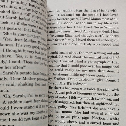 Sapphire Battersea - Jacqueline Wilson (2011)