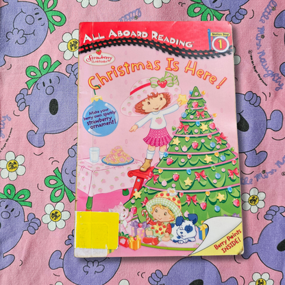 Strawberry Shortcake: Christmas Is Here! (2005)